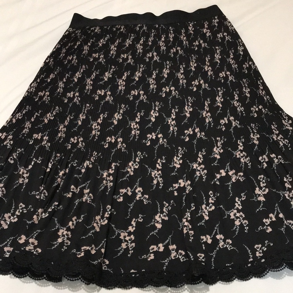 Le Gali Luna Black Pink Floral Pleated Lace Hem Skirt M - Picture 3 of 13
